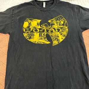 WU TANG TEE 🌟 SIZE LARGE